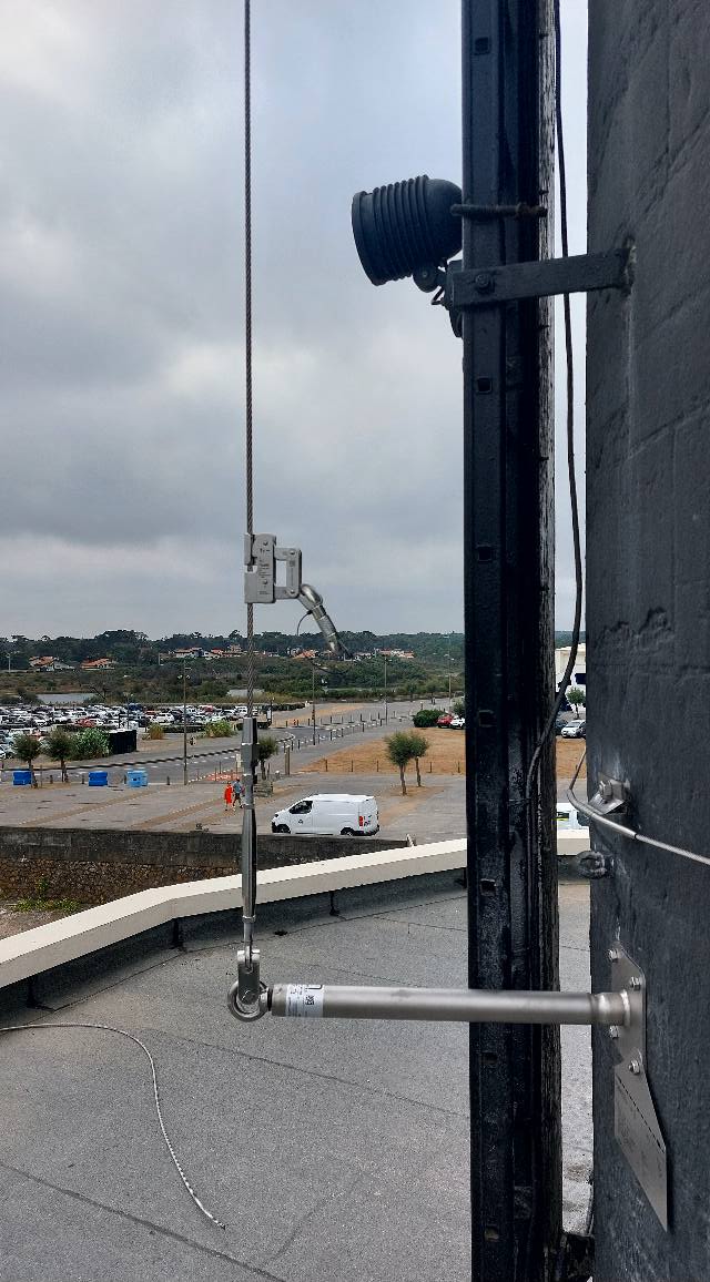 Pose ligne de vie chantier sémaphore d'Anglet